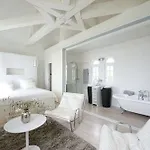 Couette-café Château De Baylac 4*