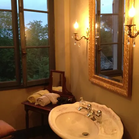 Bed & Breakfast Chateau De Baylac Bugnein