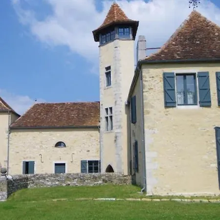 Chateau De Baylac 4*