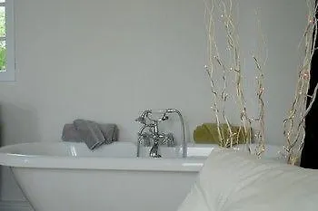 Chateau De Baylac Bugnein