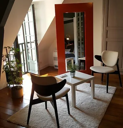 Chateau De Baylac 4* Bugnein