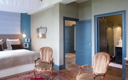 Bed & Breakfast Chateau De Baylac 4*