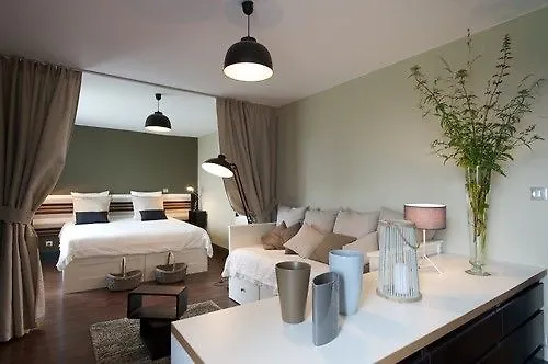 Château De Baylac 4*