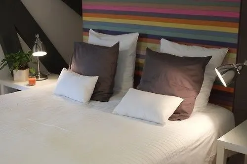 Château De Baylac Couette-café 4*